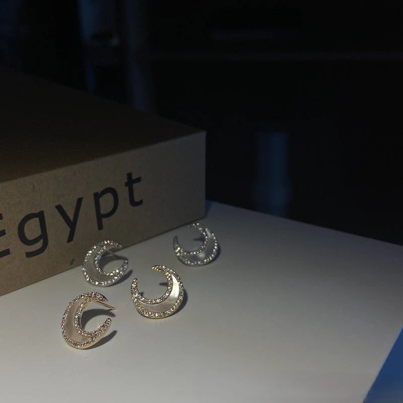 Moon studded shell earrings