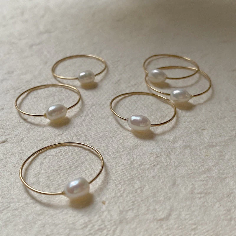 Slim 14k gold pearl ring