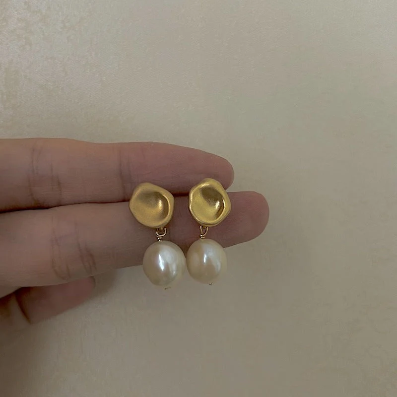 baroque pearl stud earrings