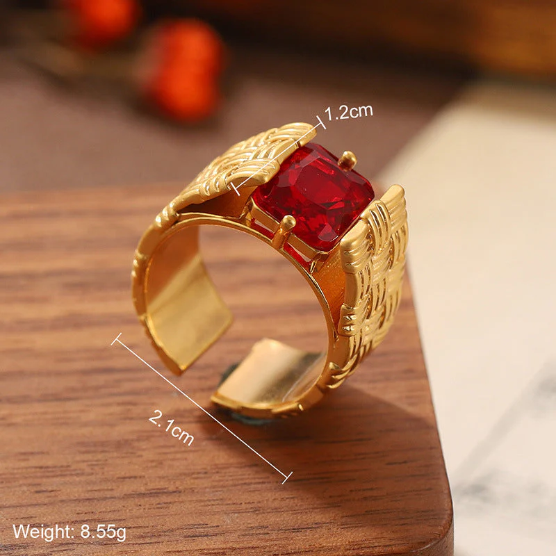 Natural stone geometric ring