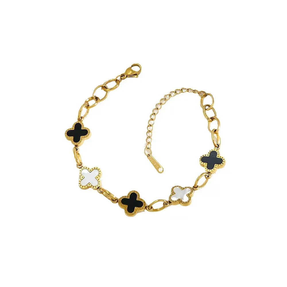New four-leaf clover bracelet