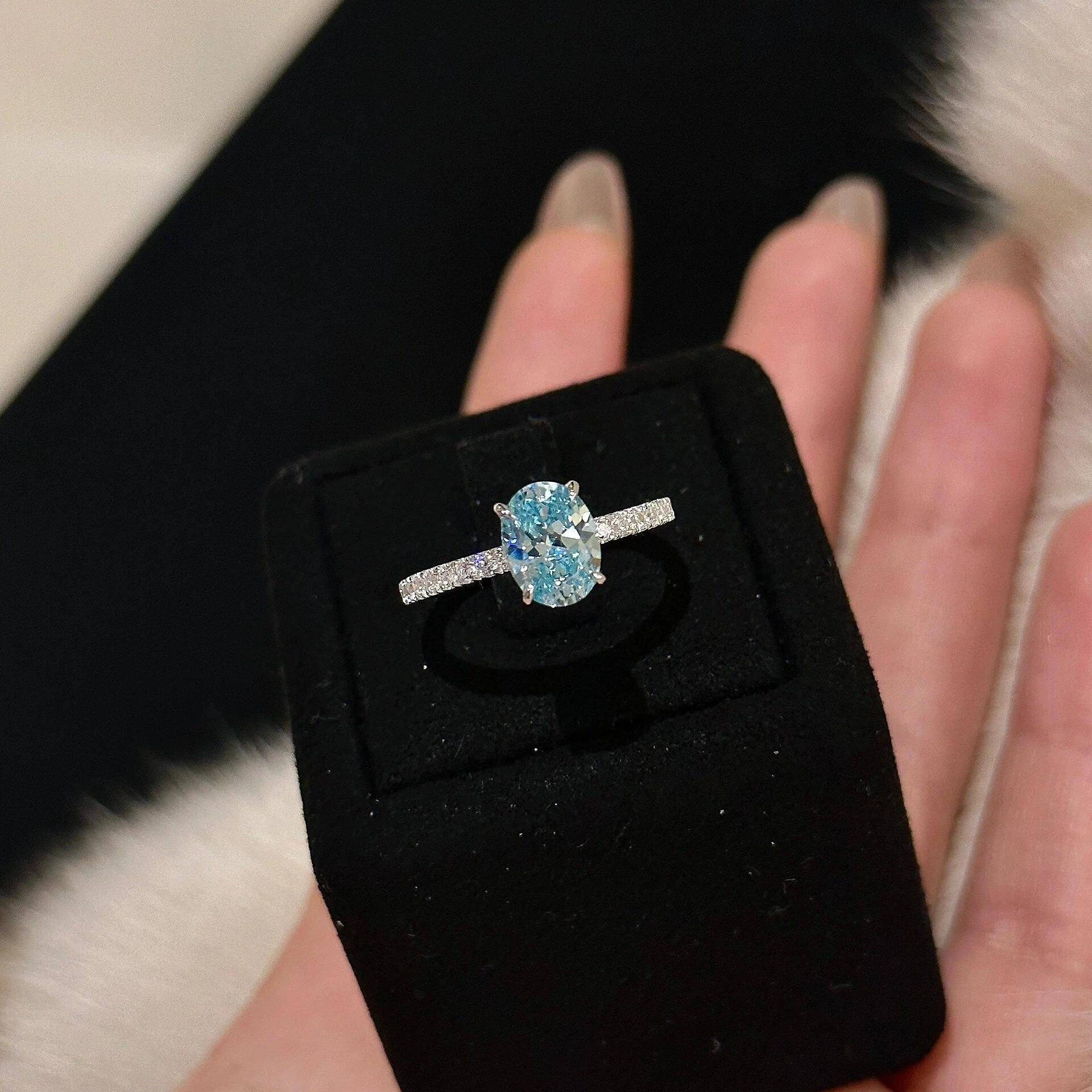 S925 Sterling Silver Aquamarine Oval Pigeon Egg Diamond Ring Necklace