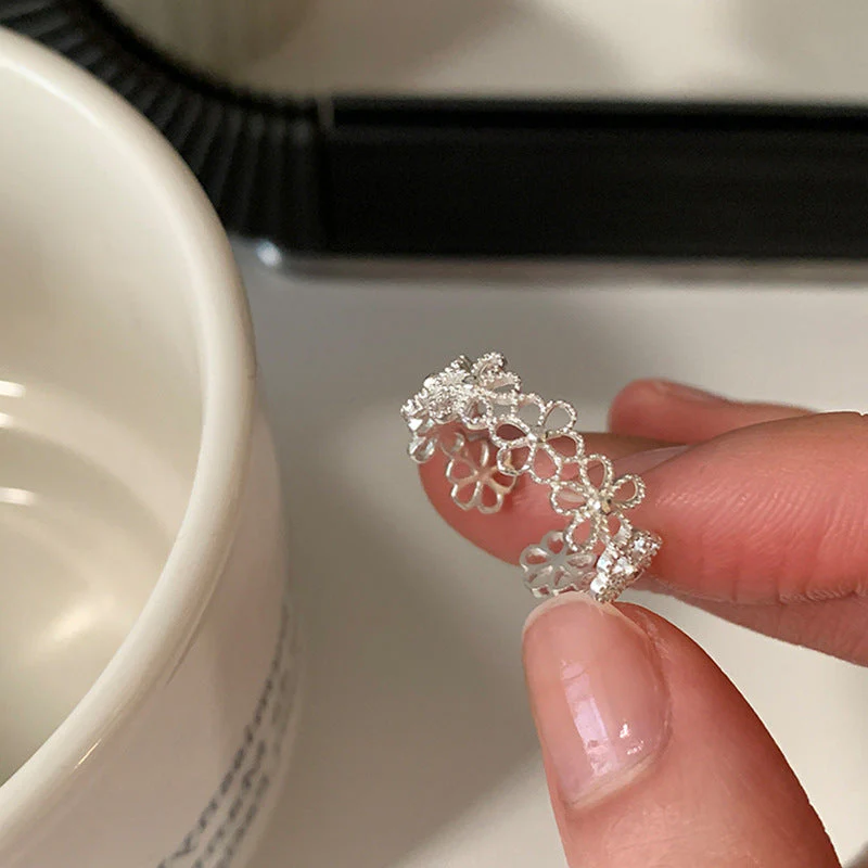 Sweet cool style hollow flower open ring