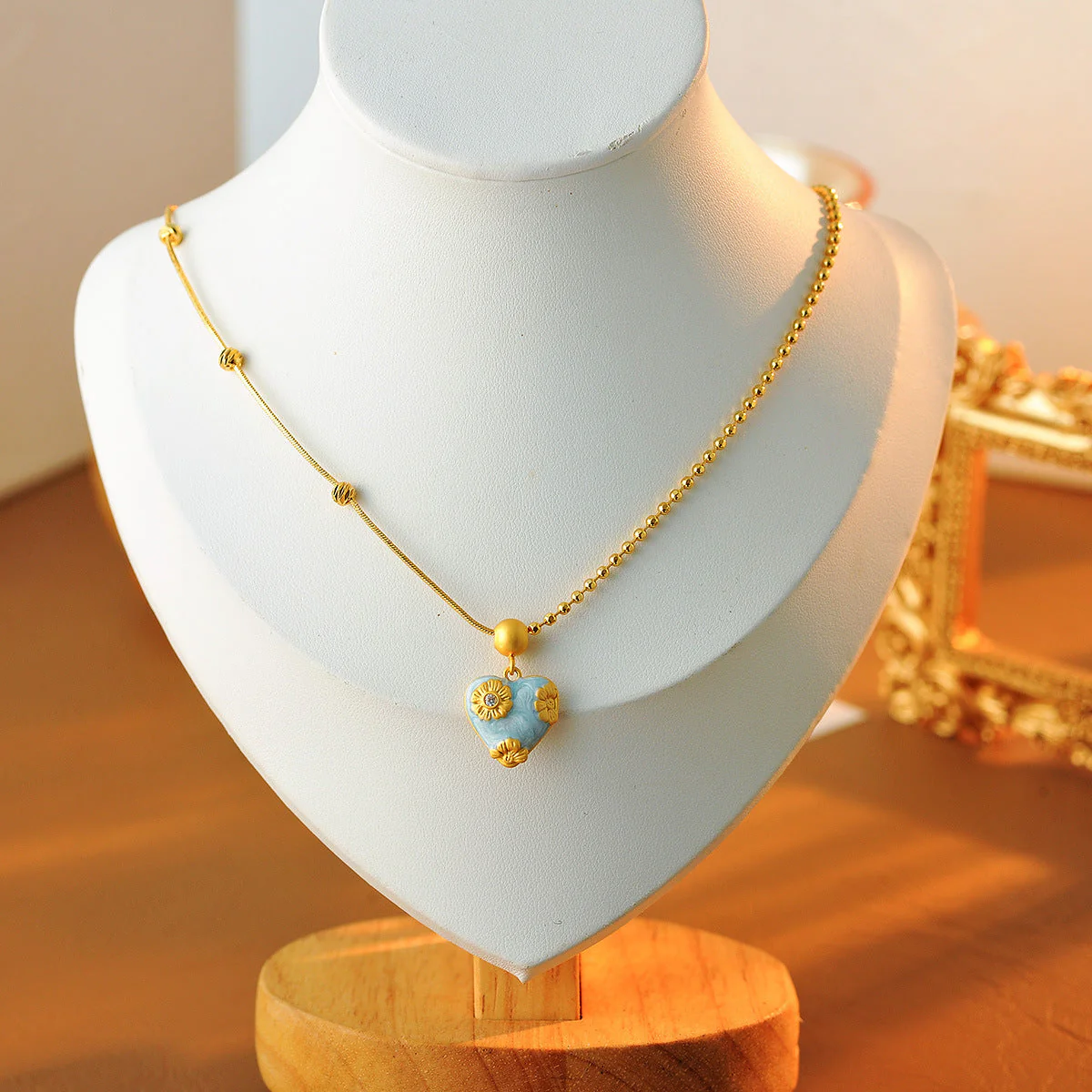 Oil painting sky blue drop glaze carved earrings necklace