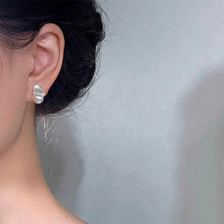 S925 Sterling Silver Drawing Love Shi Home Pearl Earrings