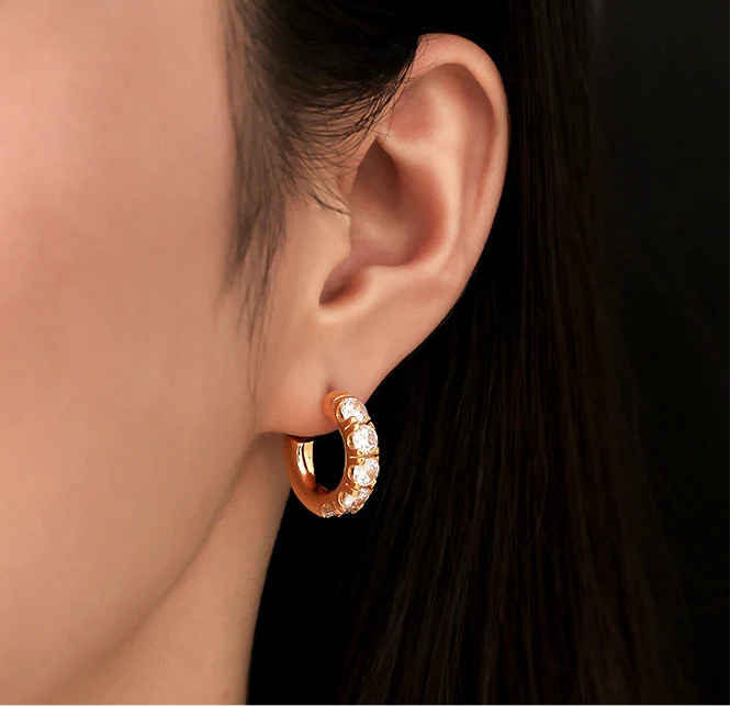 zircon inlaid C- shaped glossy earrings