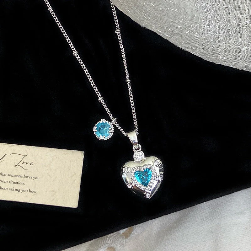 Star-themed earrings with zircon accents and a matching necklace set.