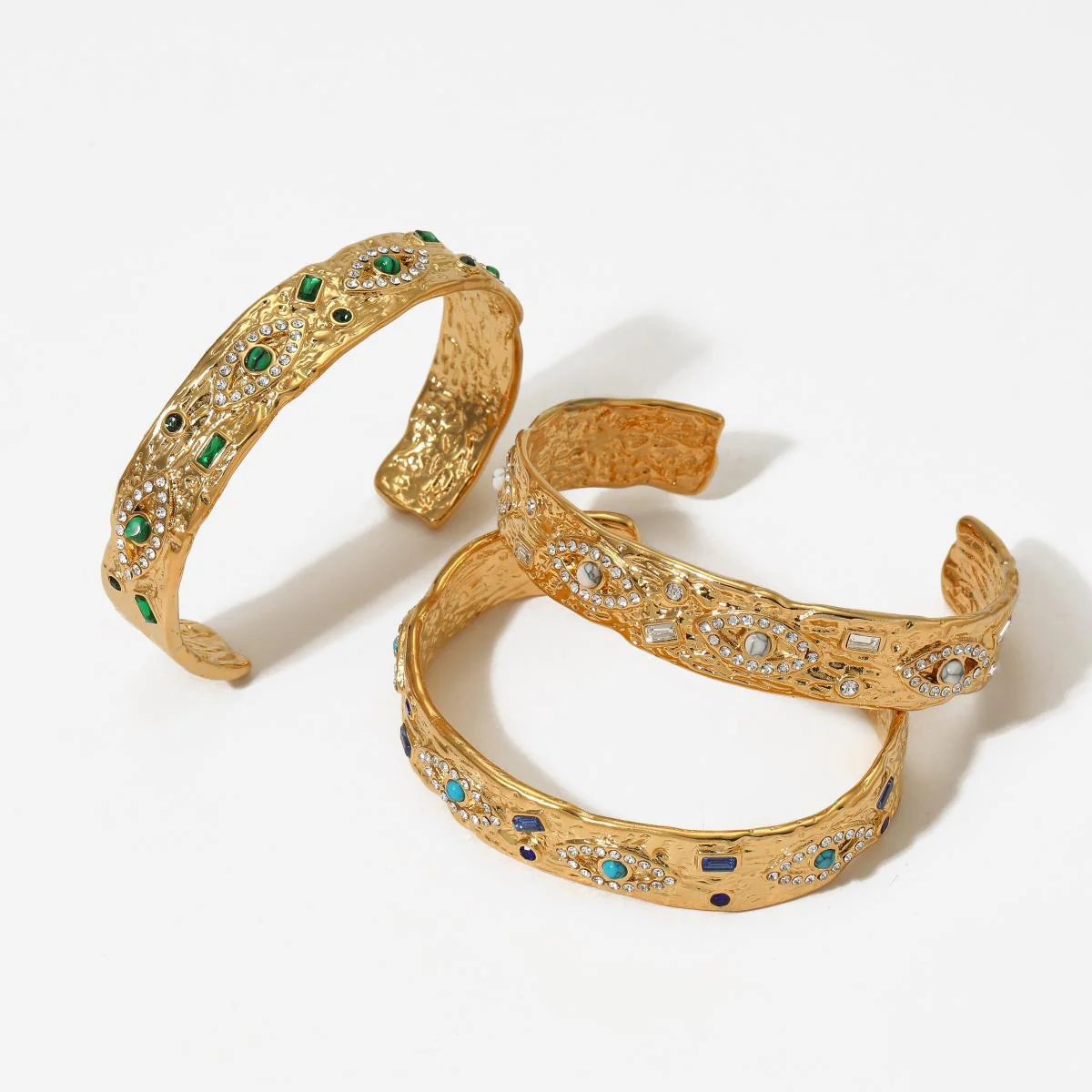 A high-quality niche design open bracelet