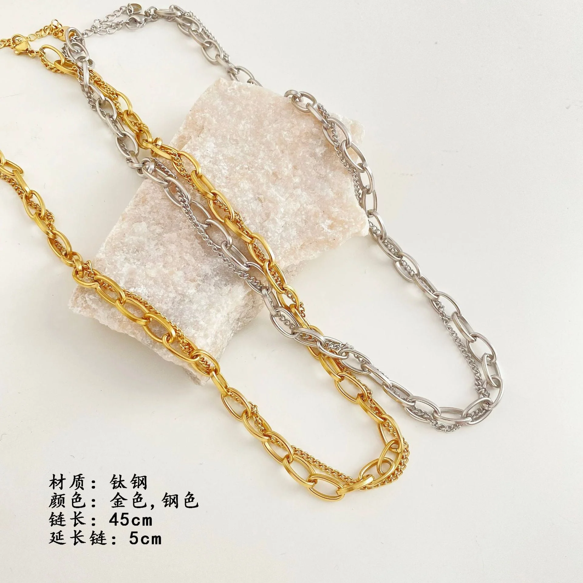 Stainless steel high-quality light luxury double-layer necklace