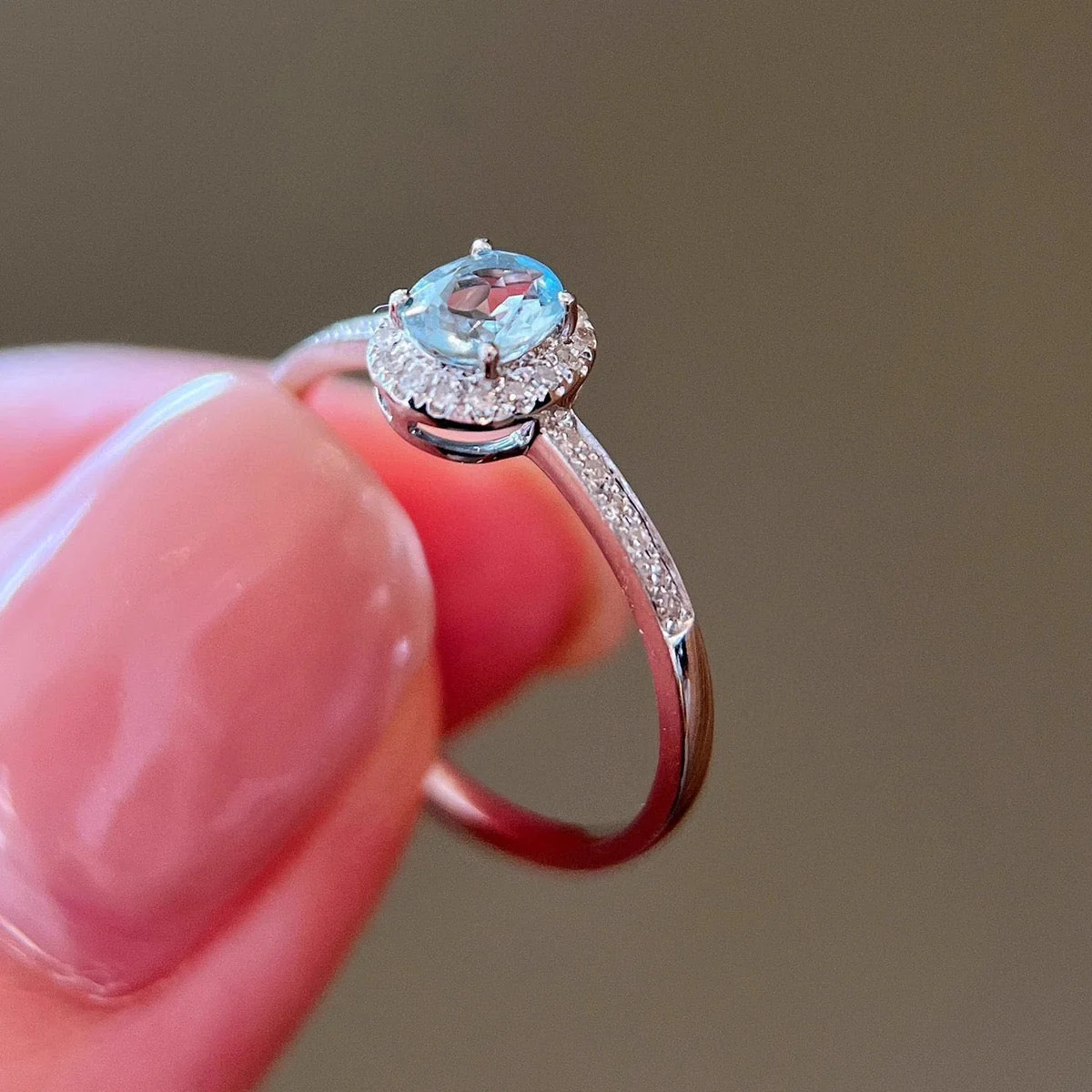 S925 sterling silver ring with full diamonds and moissanite stones