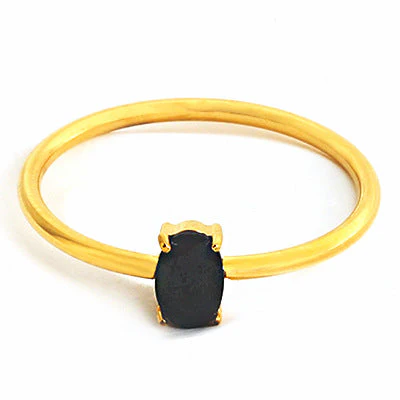 Stainless steel ring color zircon electroplating 18K gold.