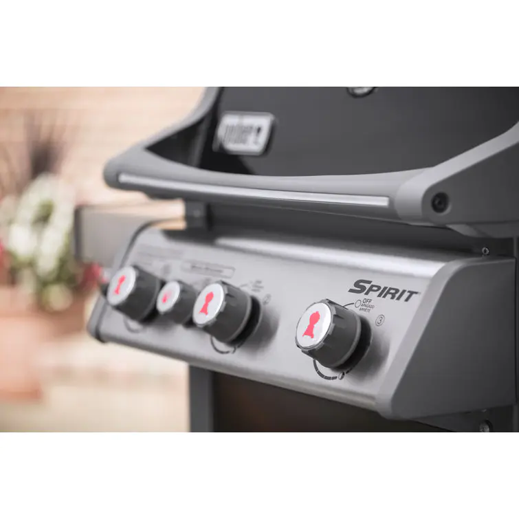 Weber Spirit E-330 Liquid Propane, Black