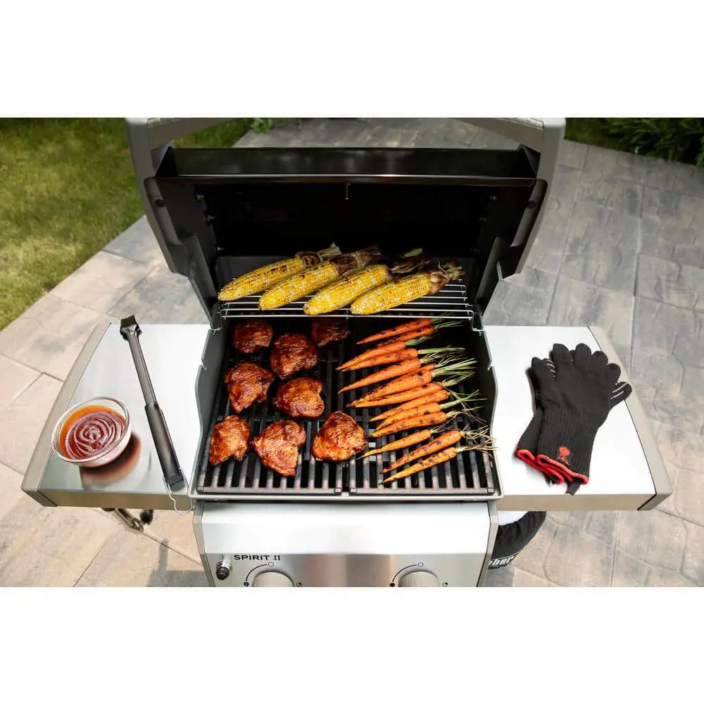 Weber Spirit II E-210 Liquid Propane, Black