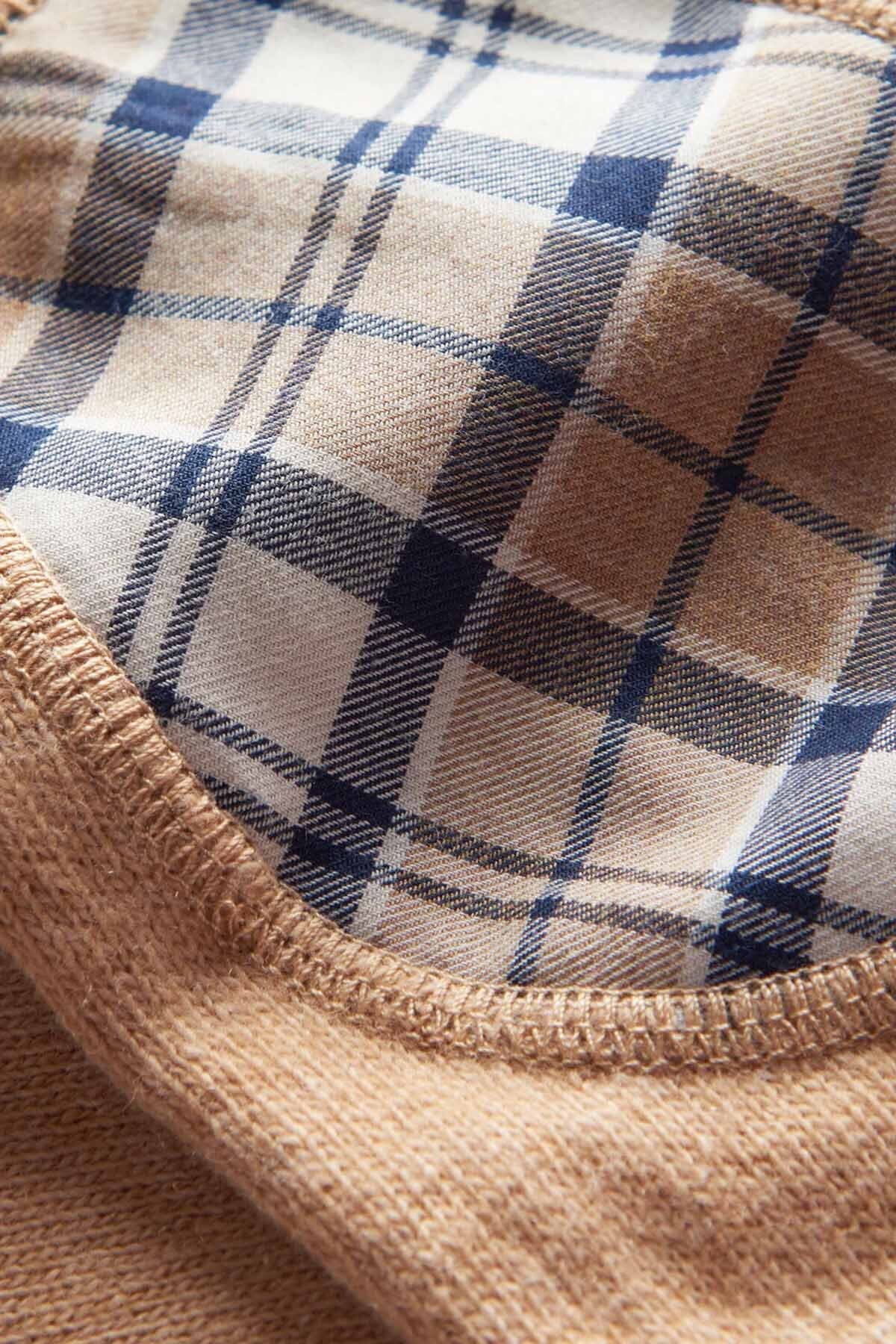 Pendle Roll-Neck Sweatshirt - CARAMEL/FAWN