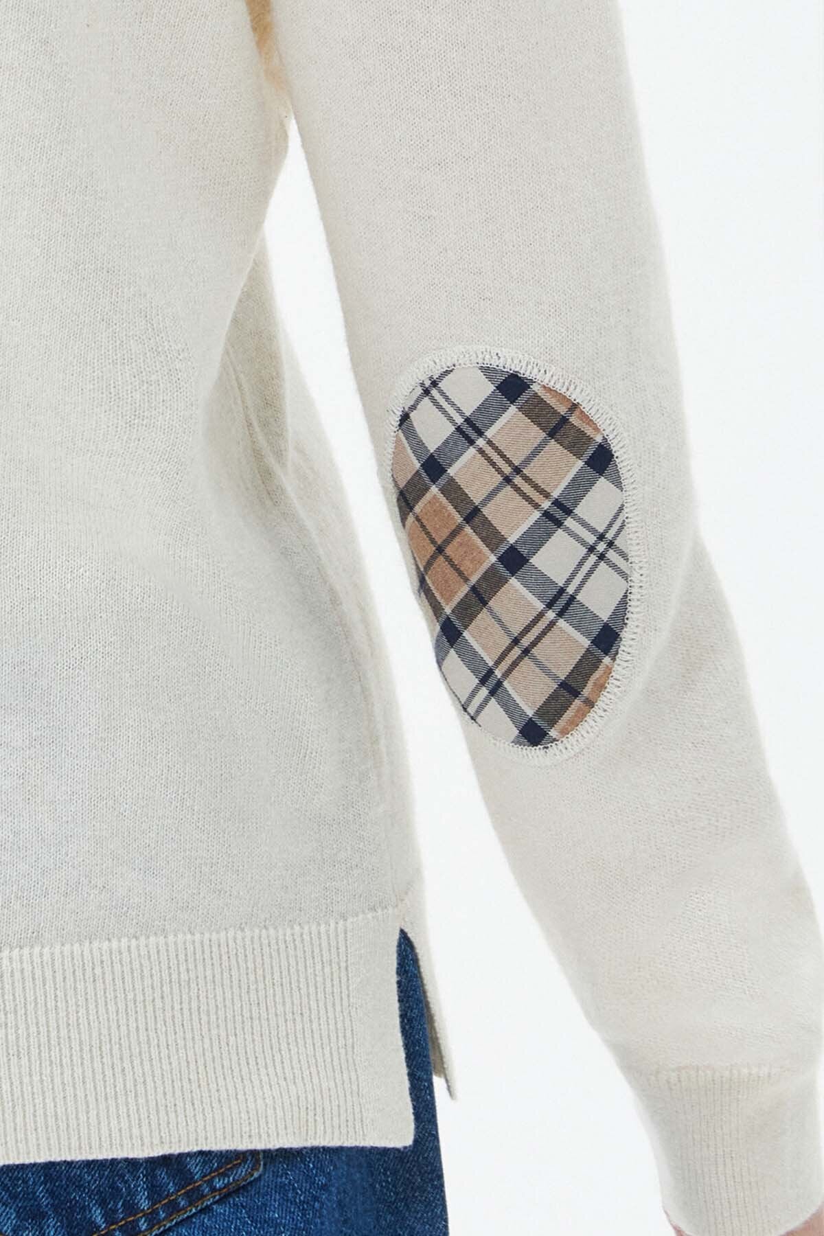 Pendle Roll-Neck Sweatshirt - CREAM/FAWN