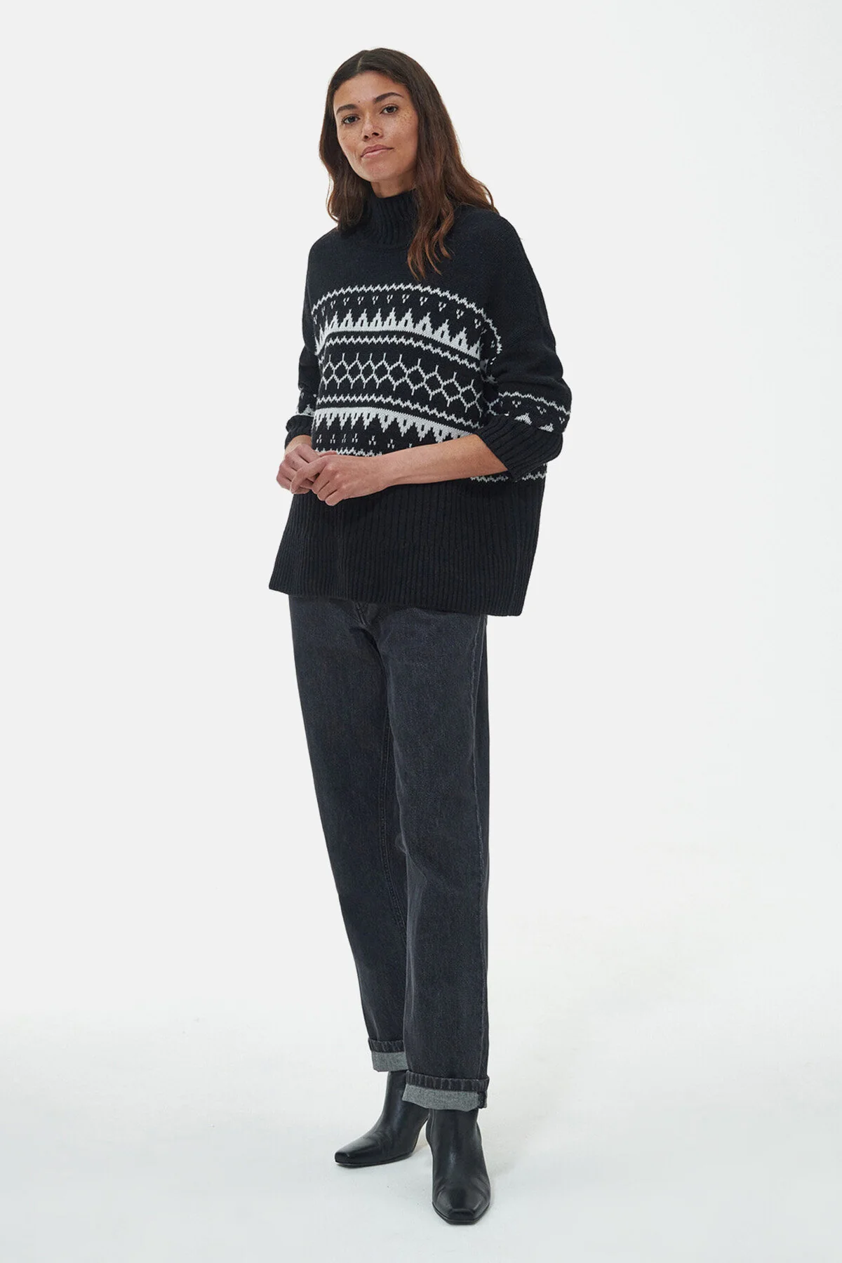 Pine Knitted Jumper - BLACK
