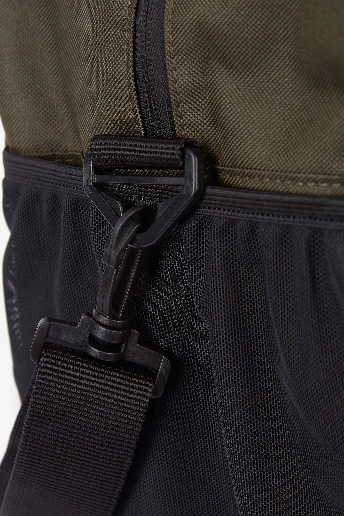 Arwin Canvas Holdall - OLIVE/BLACK