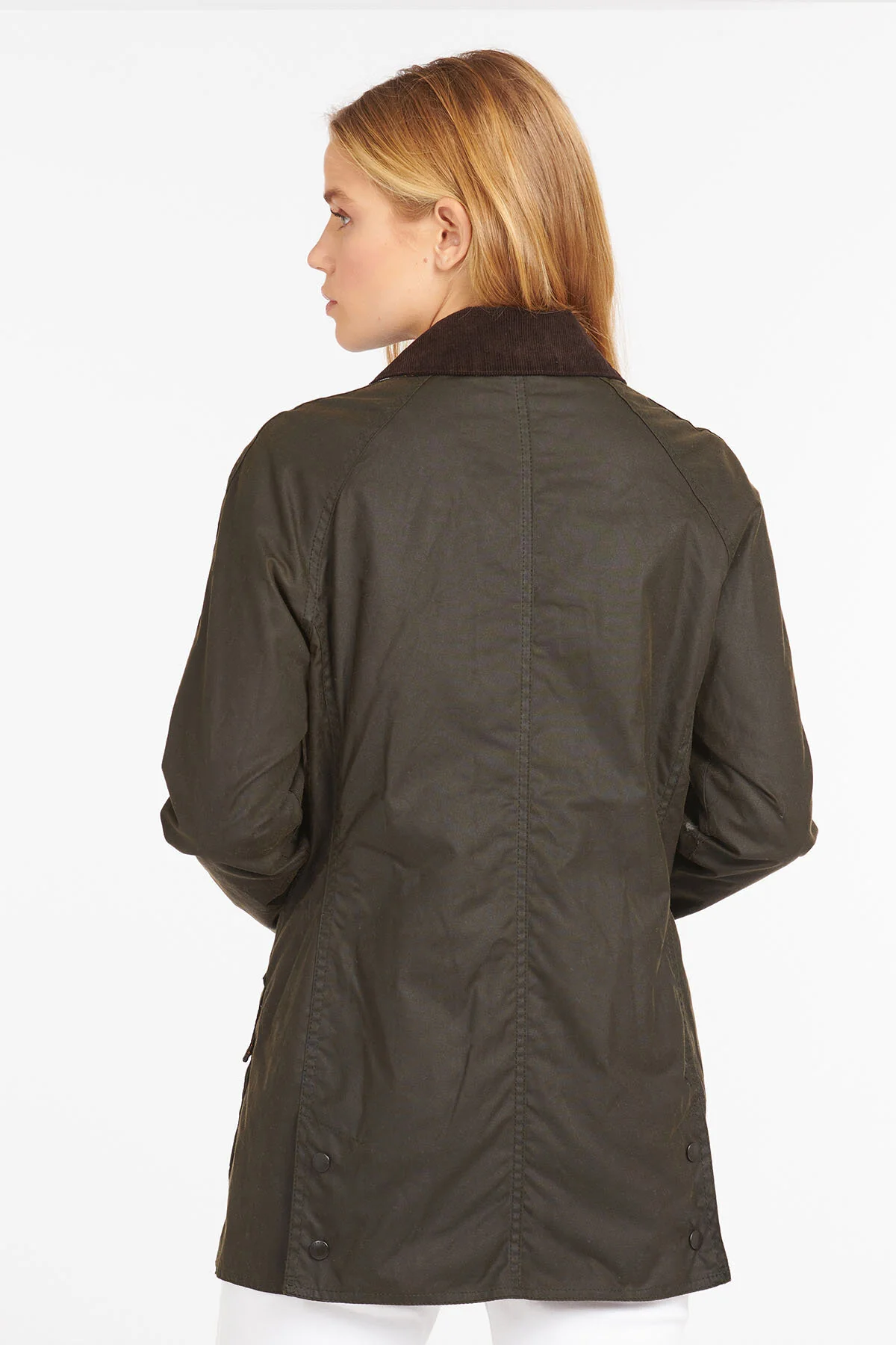 Classic Beadnell Wax Jacket - OLIVE