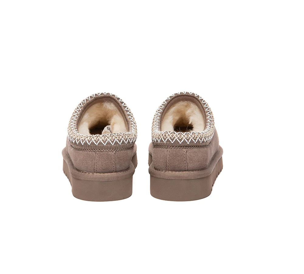 AUSTRALIAN SHEPHERD? UGG Slippers Sheepskin Wool Ankle Tazzy Tay