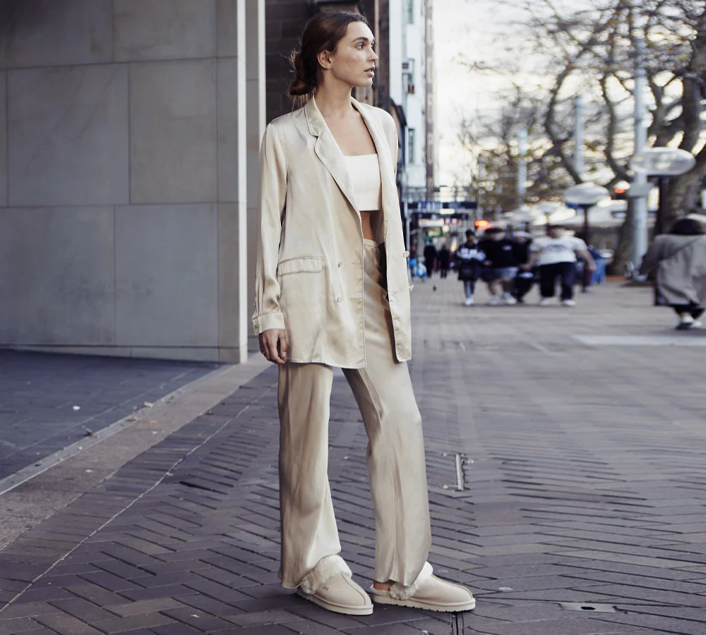 AUSTRALIAN SHEPHERD? UGG Slippers Premium Sheepskin Wool Muffin Special