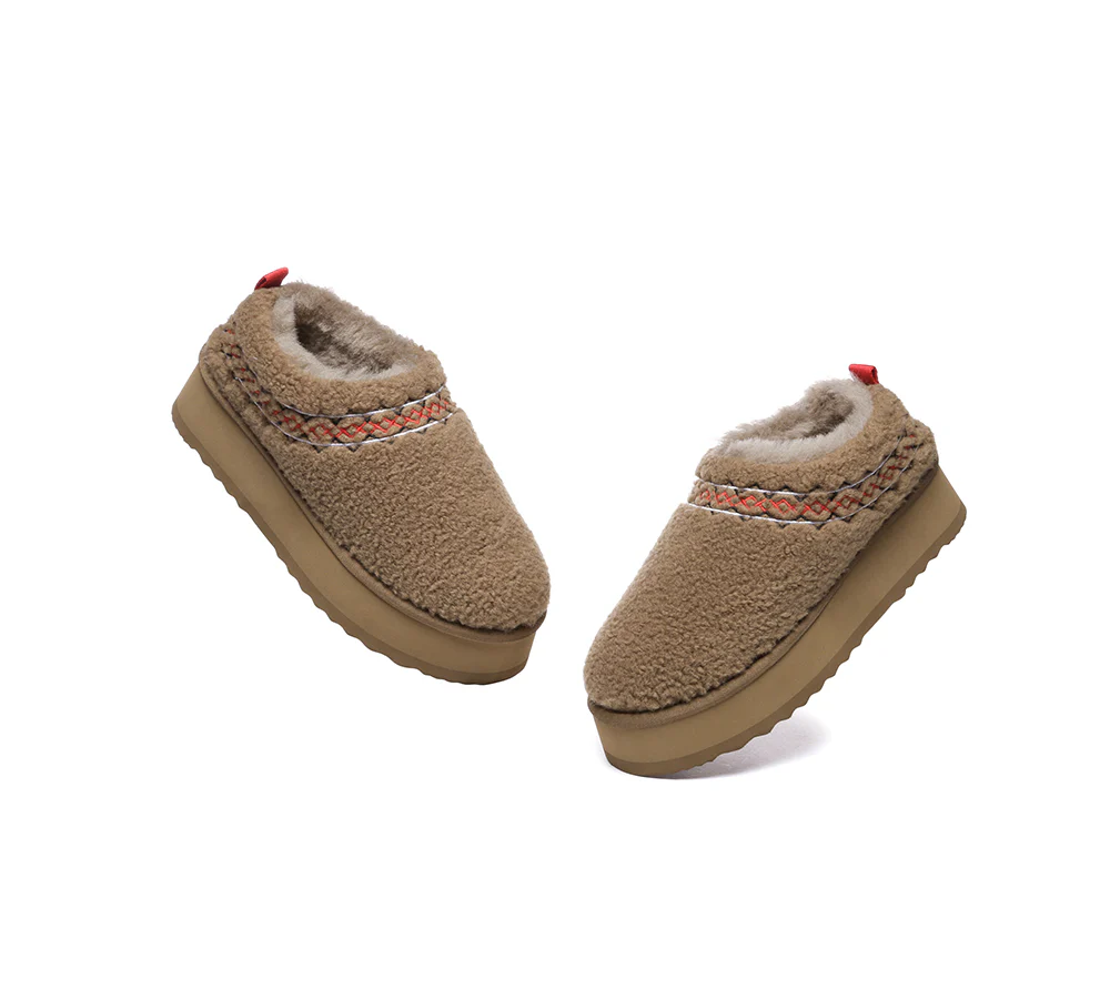 AUSTRALIAN SHEPHERD? UGG Slippers Sheepskin Wool Plush Ankle Platform Madge