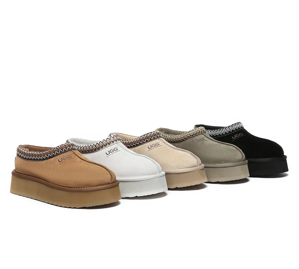 AUSTRALIAN SHEPHERD? UGG Slippers Sheepskin Wool Ankle Platform Tazzy Hippie