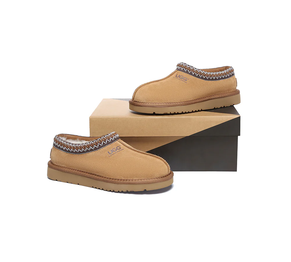 AUSTRALIAN SHEPHERD? UGG Slippers Sheepskin Wool Ankle Tazzy Hippie