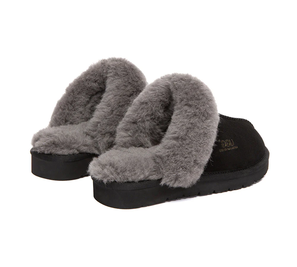 AUSTRALIAN SHEPHERD? UGG Slippers Sheepskin Wool Scuff Muffin