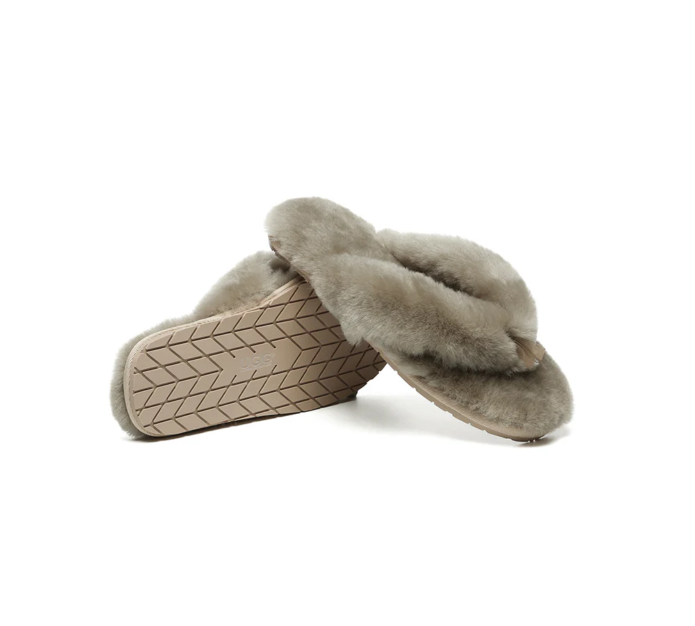 AUSTRALIAN SHEPHERD? UGG Thongs Women Fluffy Slides Farah
