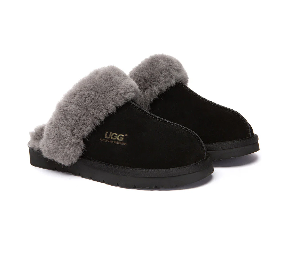 AUSTRALIAN SHEPHERD? UGG Slippers Sheepskin Wool Scuff Muffin