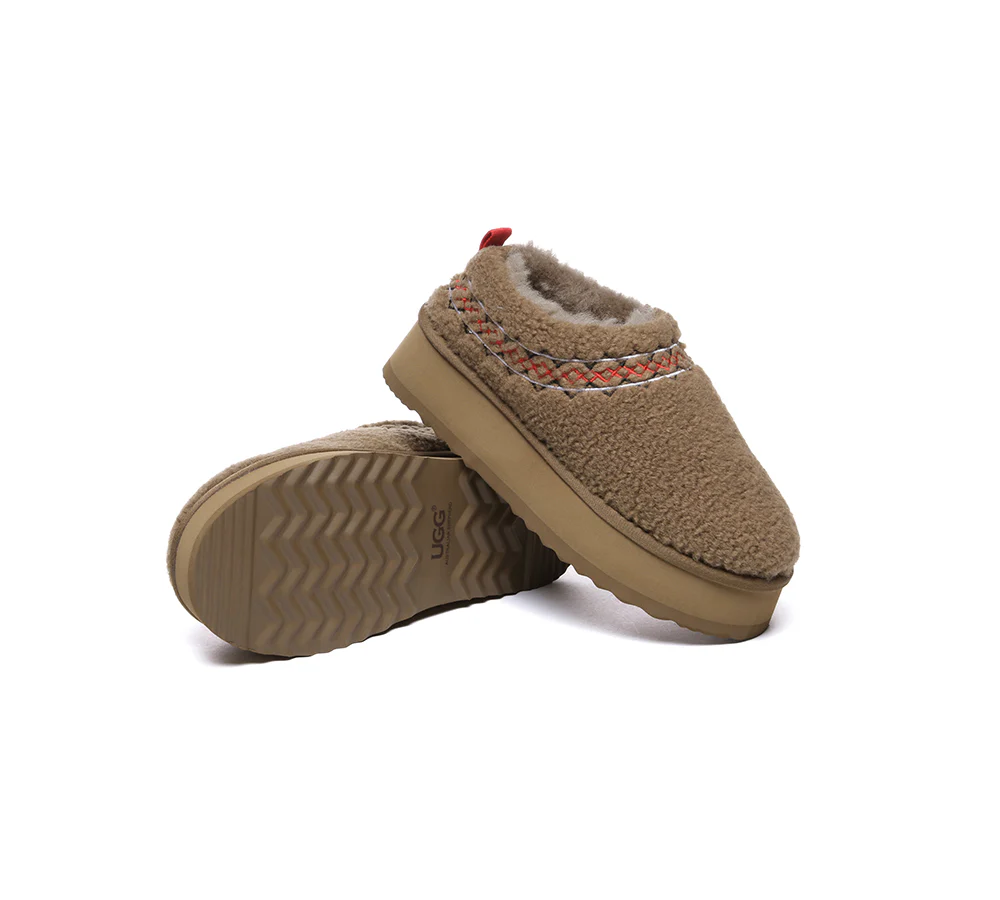 AUSTRALIAN SHEPHERD? UGG Slippers Sheepskin Wool Plush Ankle Platform Madge