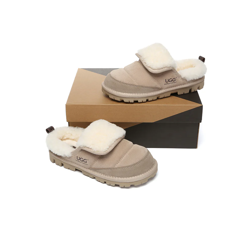 AUSTRALIAN SHEPHERD? UGG Slippers Sheepskin Wool Theia