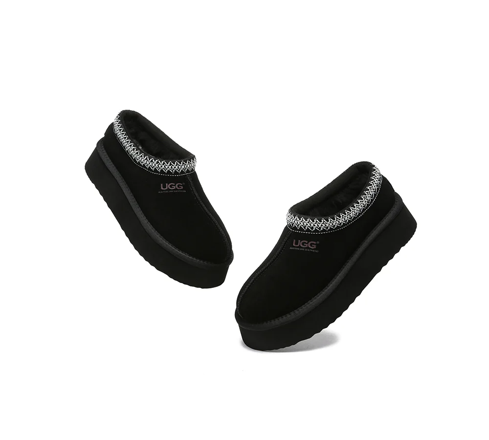 AUSTRALIAN SHEPHERD? UGG Slippers Sheepskin Wool Ankle Platform Tazzy Hippie