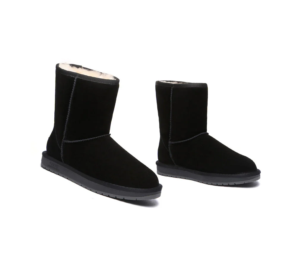 AUSTRALIAN SHEPHERD? UGG Boots Sheepskin Wool Short Classic Suede