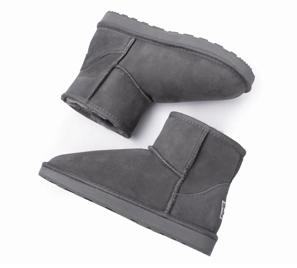 Urban UGG? UGG Boots Australian Made Sheepskin Wool Mini Classic II