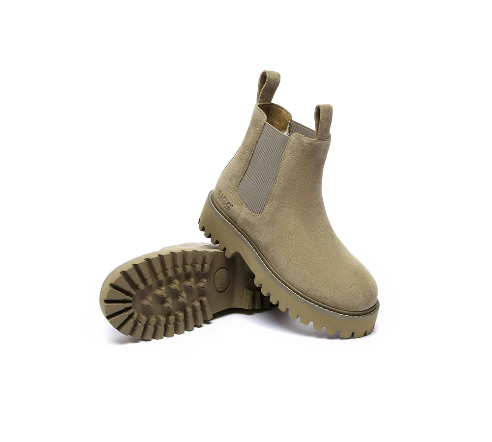 AUSTRALIAN SHEPHERD? UGG Boots Sheepskin Wool Chelsea Chunky Chana