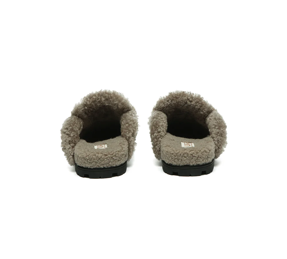 AUSTRALIAN SHEPHERD? UGG Slippers Women Sheepskin Wool Shearling Lined Remi