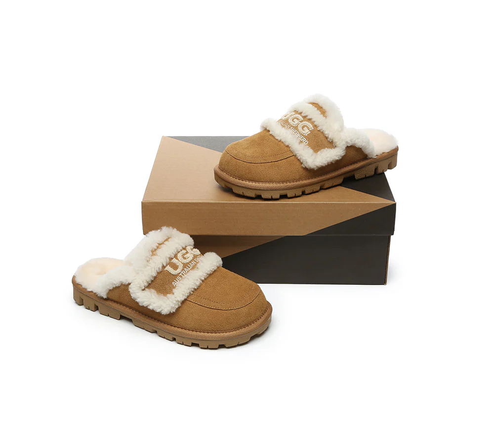 AUSTRALIAN SHEPHERD? UGG Slippers Women Sheepskin Wool Shearling Lined Rilee