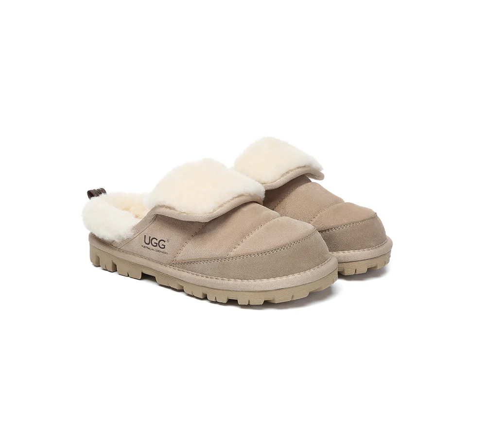 AUSTRALIAN SHEPHERD? UGG Slippers Sheepskin Wool Theia