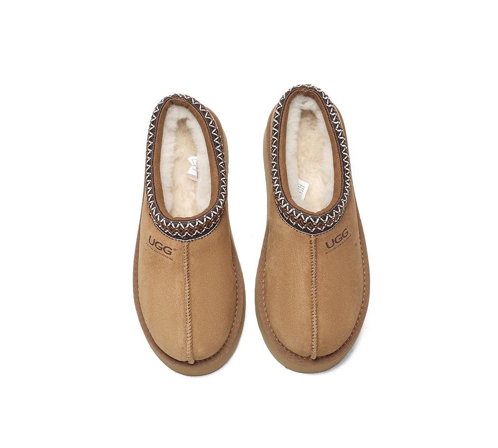 AUSTRALIAN SHEPHERD? UGG Slippers Sheepskin Wool Ankle Platform Tazzy Hippie