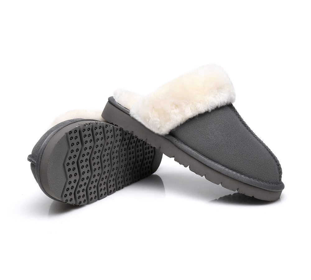 AUSTRALIAN SHEPHERD? UGG Slippers Sheepskin Wool Scuff Muffin