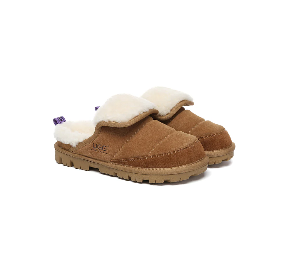 AUSTRALIAN SHEPHERD? UGG Slippers Sheepskin Wool Theia