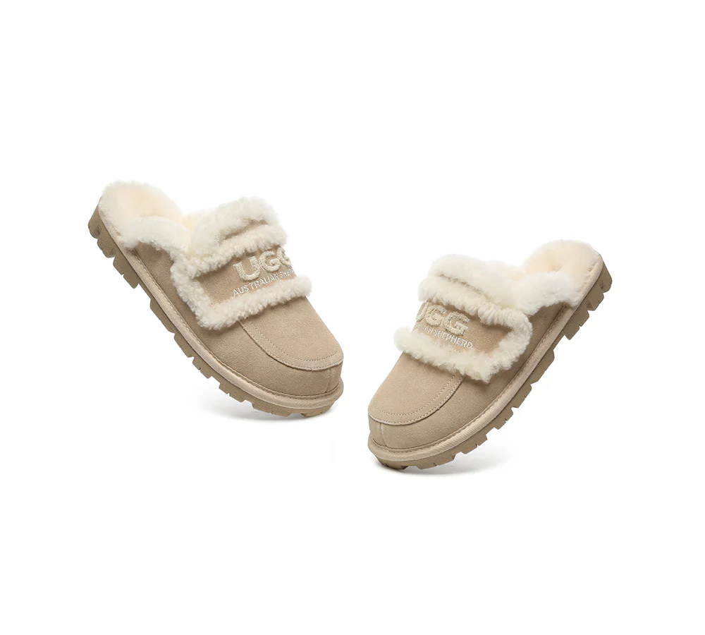 AUSTRALIAN SHEPHERD? UGG Slippers Women Sheepskin Wool Shearling Lined Rilee