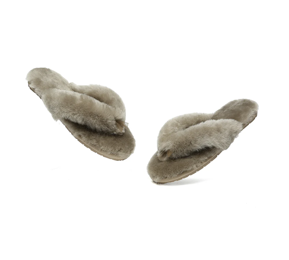 AUSTRALIAN SHEPHERD? UGG Thongs Women Fluffy Slides Farah