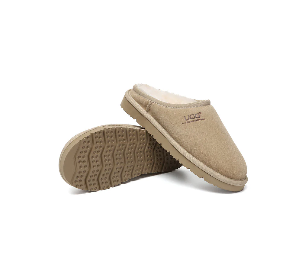 AUSTRALIAN SHEPHERD? UGG Slippers Sheepskin Wool Minimalist Classic Nano