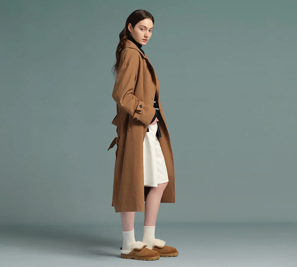 AUSTRALIAN SHEPHERD? UGG Slippers Sheepskin Wool Theia