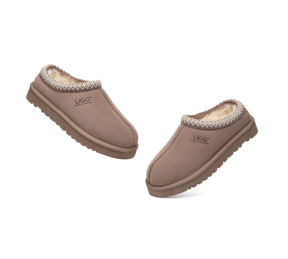 AUSTRALIAN SHEPHERD? UGG Slippers Sheepskin Wool Ankle Tazzy Tay