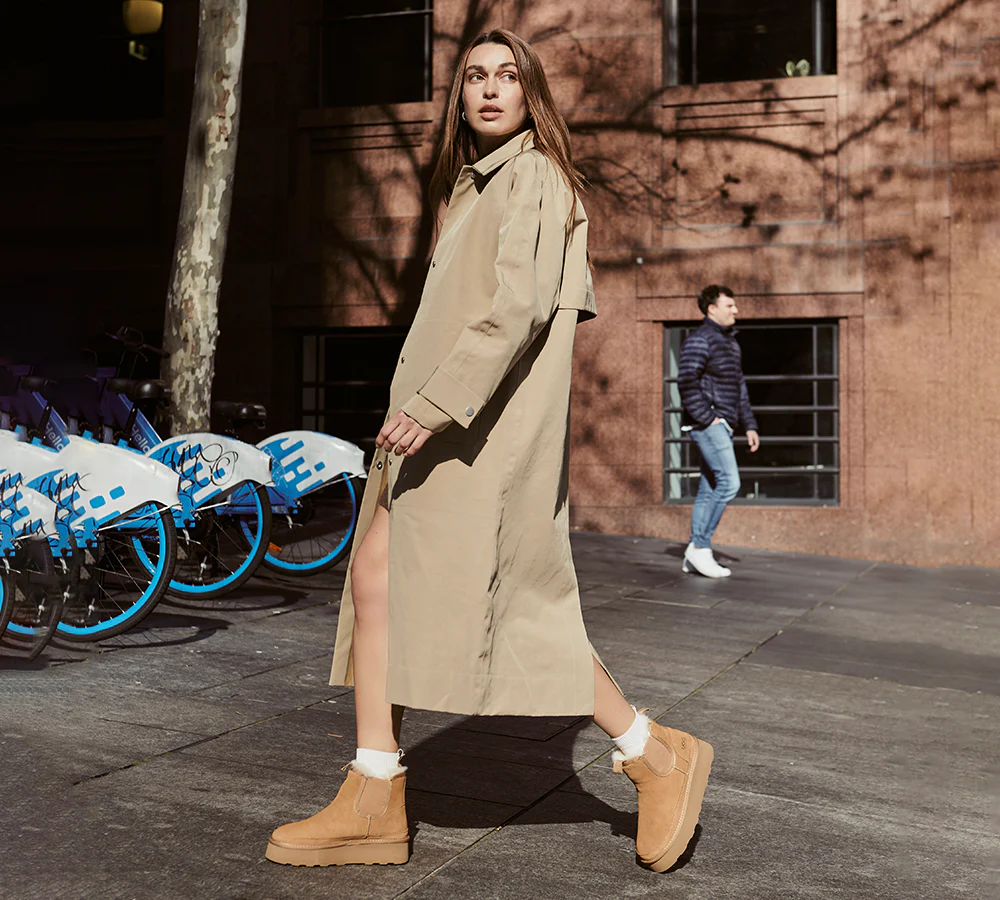 AUSTRALIAN SHEPHERD? UGG Boots Sheepskin Wool Elastic Band Platform Chelsie