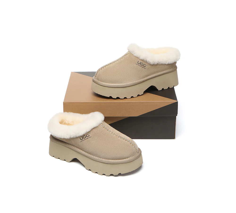 AUSTRALIAN SHEPHERD? UGG Slippers Sheepskin Wool Ankle Chunky Platform Adrian