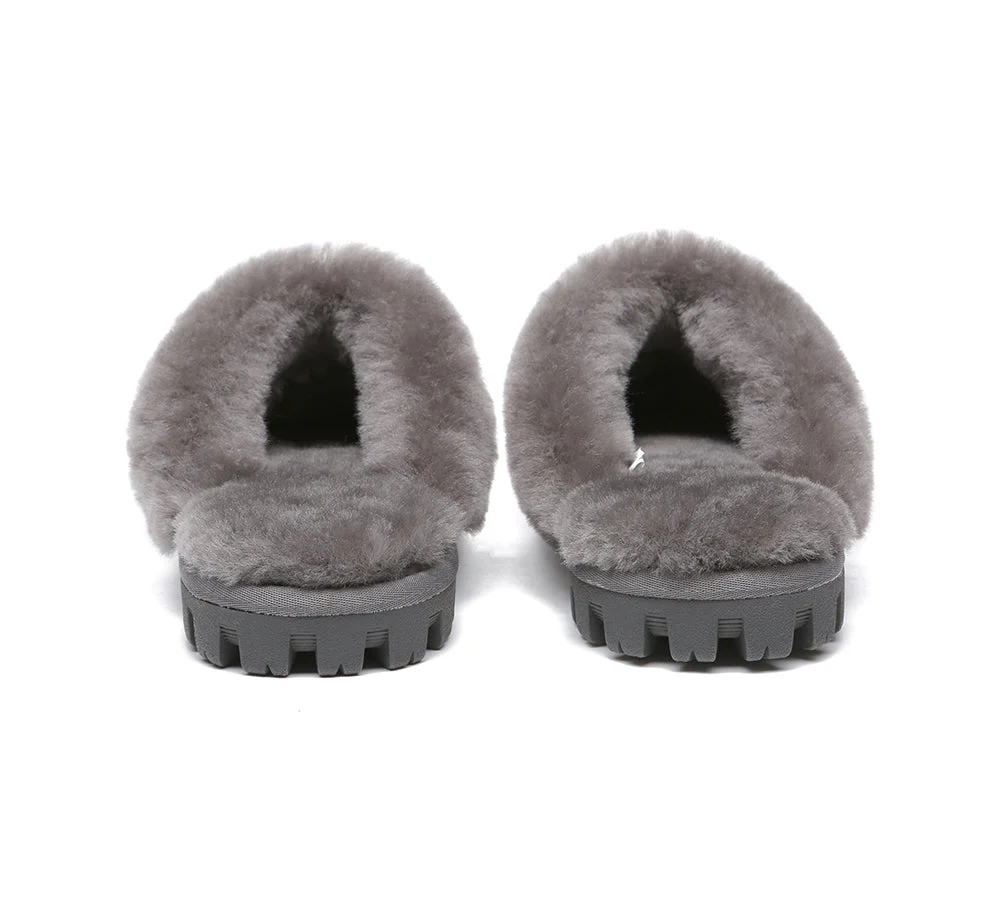 AUSTRALIAN SHEPHERD? UGG Slippers Double Faced Sheepskin Wool Suzie Scuff